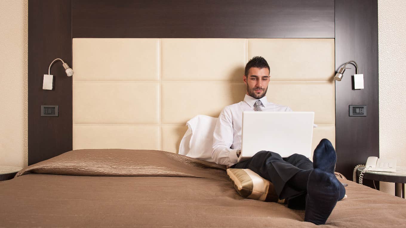 Hotel Chain Forces Two Male Employees To Share A Bed On A Work Trip
